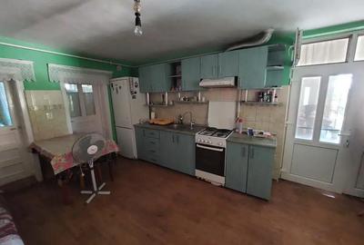 Casă cu 6 camere în Sângeorgiu de Mureș - 1