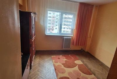 Apartament cu 2 camere decomandat în Central - 1