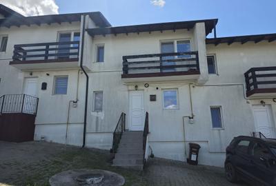 Casă cu 4 camere în Rediu