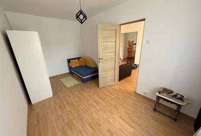 Apartament cu 3 camere semidecomandat în Central - 3