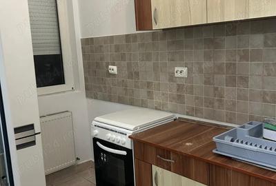 Garsonieră decomandată în Central - 4