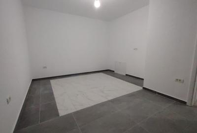 Apartamente + spatiu comercial - 9