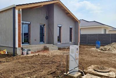 Casă cu 3 camere în Sântandrei - 1