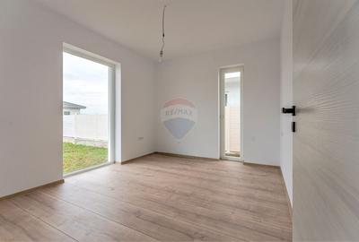 VILA SMART - Casa individulala, noua, 3 camere, teren 467mp - 11