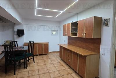 Casă cu 7 camere cu Teren 130 Mp în 1 Mai - 2