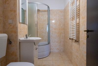 Apartament cu 3 camere decomandat în Sud - 2