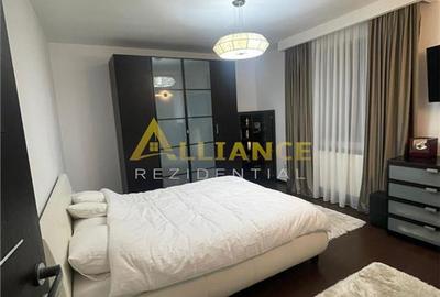 Apartament cu 3 camere semidecomandat, mobilat în Central