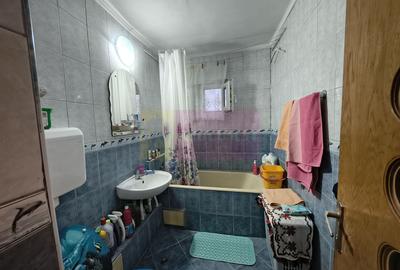 Apartament cu 3 camere decomandat, mobilat în Colentina - 21