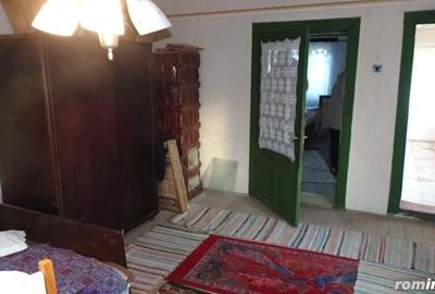 Vand casa curte si gradina in Branisca (la 15 Km de Municipiul Deva), suprafata de teren 2245 mp Vand casa curte si gradina in Branisca (la 15 Km de Municipiul Deva), suprafata de teren 2245 mp - 6