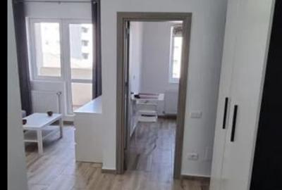 Garsonieră în Apărătorii Patriei