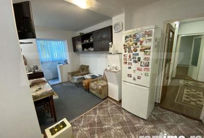 Apartament cu 4 camere decomandat în Central - 14