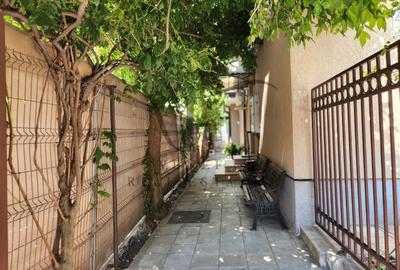 Casă individuală cu 6 camere cu Canalizare în Barbu Văcărescu - 28