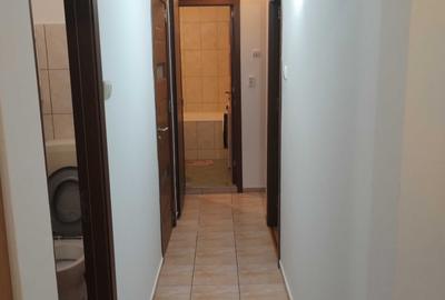 Vanzare apartament 3 camere Oltenitei Aparatorii Patriei - 2