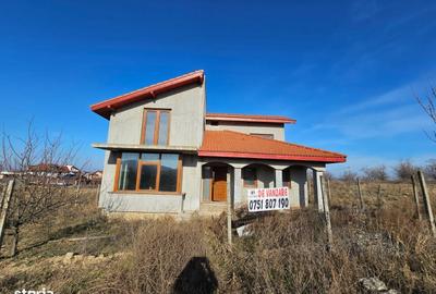 Casă cu 4 camere în Mineri - 6