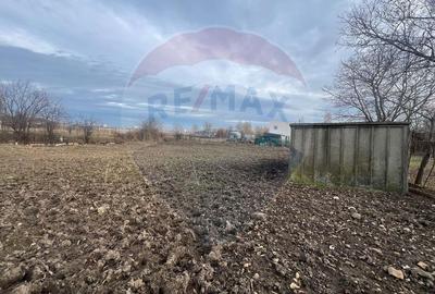 Teren de vanzare  cu utilitati si vedere lac in Palazu Mare Constanta - 4