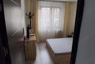 Apartament cu 2 camere decomandat în Rahova