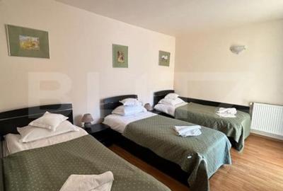 Casă cu 5 camere cu Teren 409 Mp în Central - 7