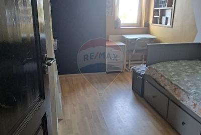 3 camere de inchiriat, zona Consul, etaj 4 din 10 - 2