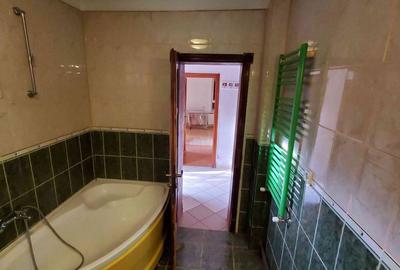 Casă cu 3 camere cu Teren 300 Mp în Păulești - 7