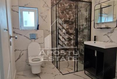 Casă cu Teren 274 Mp în Remetea Mare