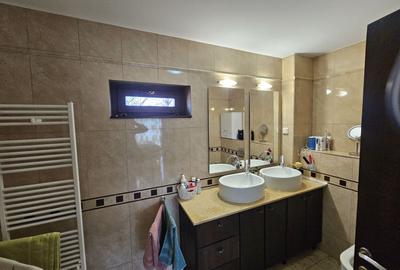 Vilă de Lux Unică în Ploiești | 690 mp Utili | Piscină Interioară - 11