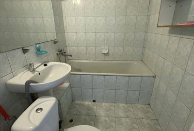 Apartament cu 2 camere decomandat în Carpați 2 - 5