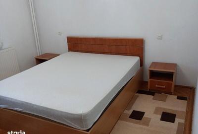 Apartament cu 3 camere în Nerva Traian