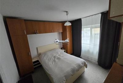 Apartament cu 2 camere decomandat în Dacia - 3