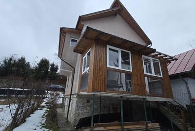 Casă cu 4 camere în Central - 4