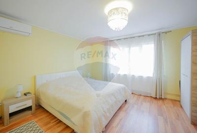 Casă individuală cu 6 camere cu Canalizare în Central - 15