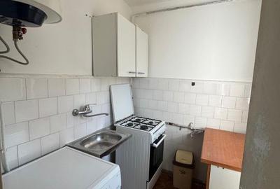 Garsonieră în Craiovița Nouă - 3