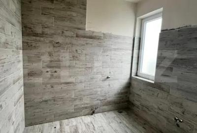 Casă cu 5 camere cu Teren 150 Mp în Rădăuți - 2