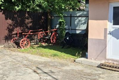 Apartament cu 4 camere decomandat în Gioseni - 7