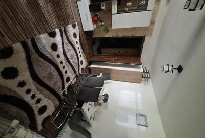 Apartament cu 2 camere semidecomandat în Govândari