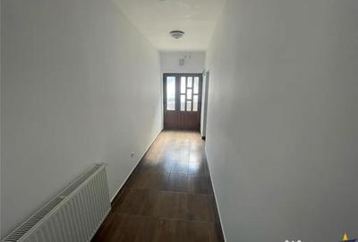 Spațiu comercial, de 90 mp, în Semicentral - 2