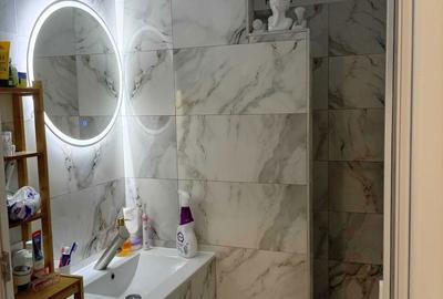 Apartament cu 3 camere decomandat în Sud - 2