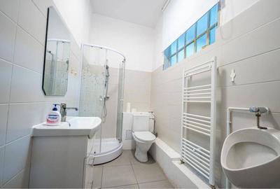 Casă cu 2 camere cu Teren 120 Mp în Central - 3