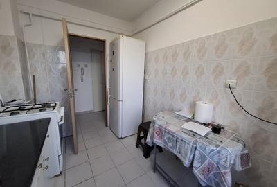 INCHIRIERE-APARTAMENT 3 CAMERE-PODU ROS - 10