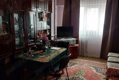 Apartament trei camere decomandat Calea Bucuresti - 2