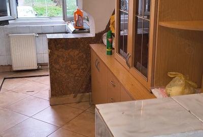 Apartament cu 2 camere decomandat în Decebal - 1