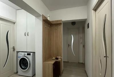 Apartament cu 3 camere decomandat în B-dul București - 2
