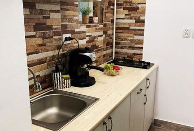 Casă cu 4 camere decomandat în Agigea - 2