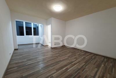 Garsoniera de vanzare 27 mp parter zona Tudor Vladimirescu - 2