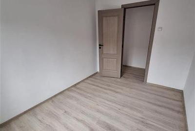 Apartament cu 4 camere semidecomandat în Circumvalațiunii - 1