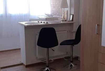 Garsonieră semidecomandată în Basarabia