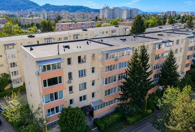 Apartament cu 3 camere decomandat în Astra - 2