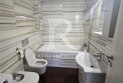 Apartament cu 3 camere decomandat în Salca - 9