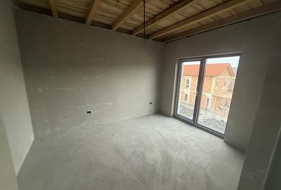 Casă individuală cu 5 camere cu Canalizare în Chinteni - 8