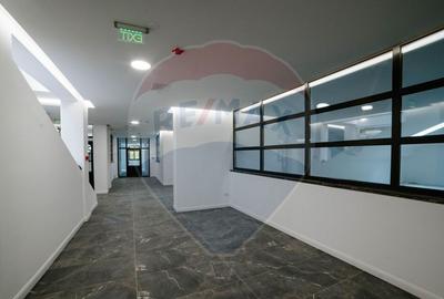 Spa?iu comercial ULTRACENTRAL -68 mp - 2