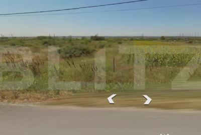 Teren de 2412 mp, în Central